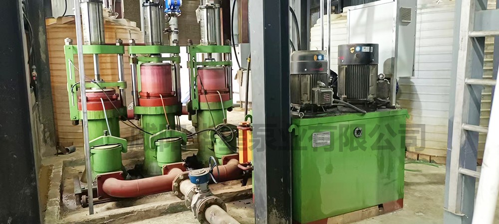 壓濾機柱塞泵三缸泵現(xiàn)場使用圖片3 洗煤廠陶瓷柱塞泵使用現(xiàn)場